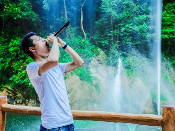Shouting Spring